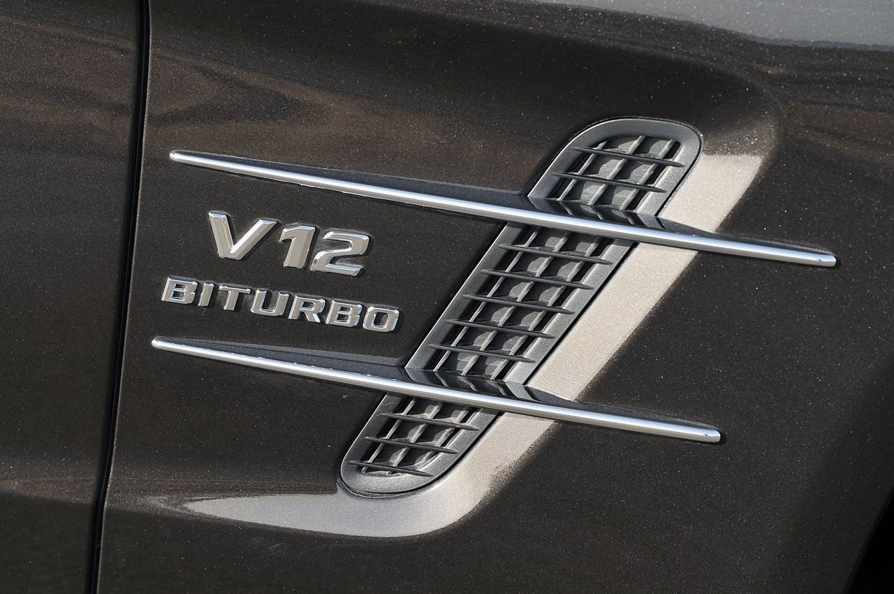 2013 Mercedes-Benz SL65 AMG side trim