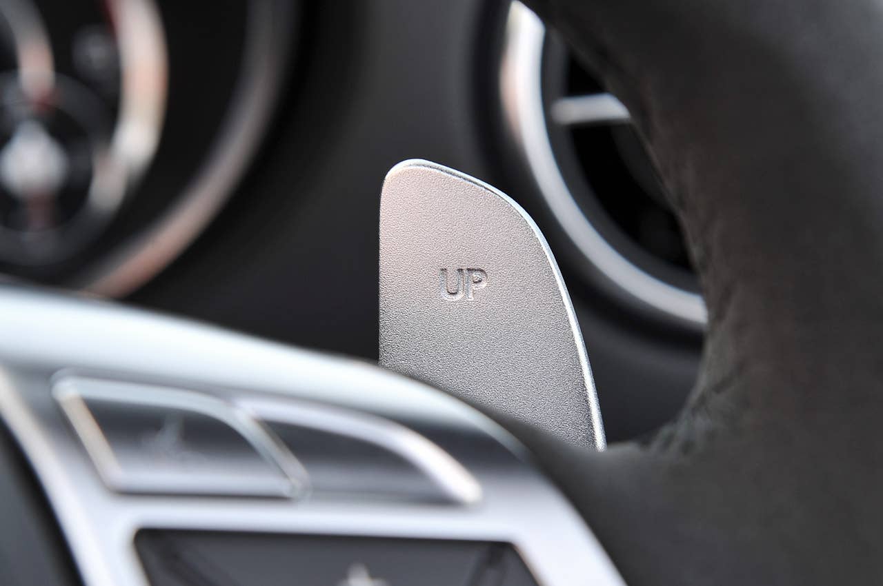 2013 Mercedes-Benz SL65 AMG paddle shifter