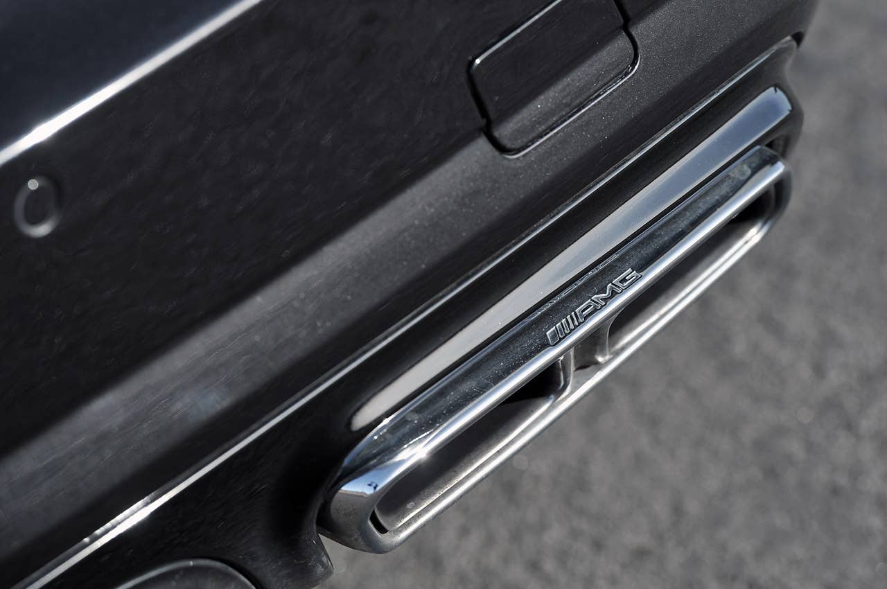 2013 Mercedes-Benz SL65 AMG exhaust tip