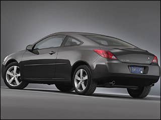 $4,000 cash back 2009 Pontiac G6 Pricing: MSRP: $19,275 - $32,300 Invoice: $18,890 - $30,524 Fuel Economy: 30 mpg Hwy, 22 mpg CityResearch the Pontiac G6Pontiac G6 OverviewPontiac G6 PicturesFree Pontiac G6 Price Quote