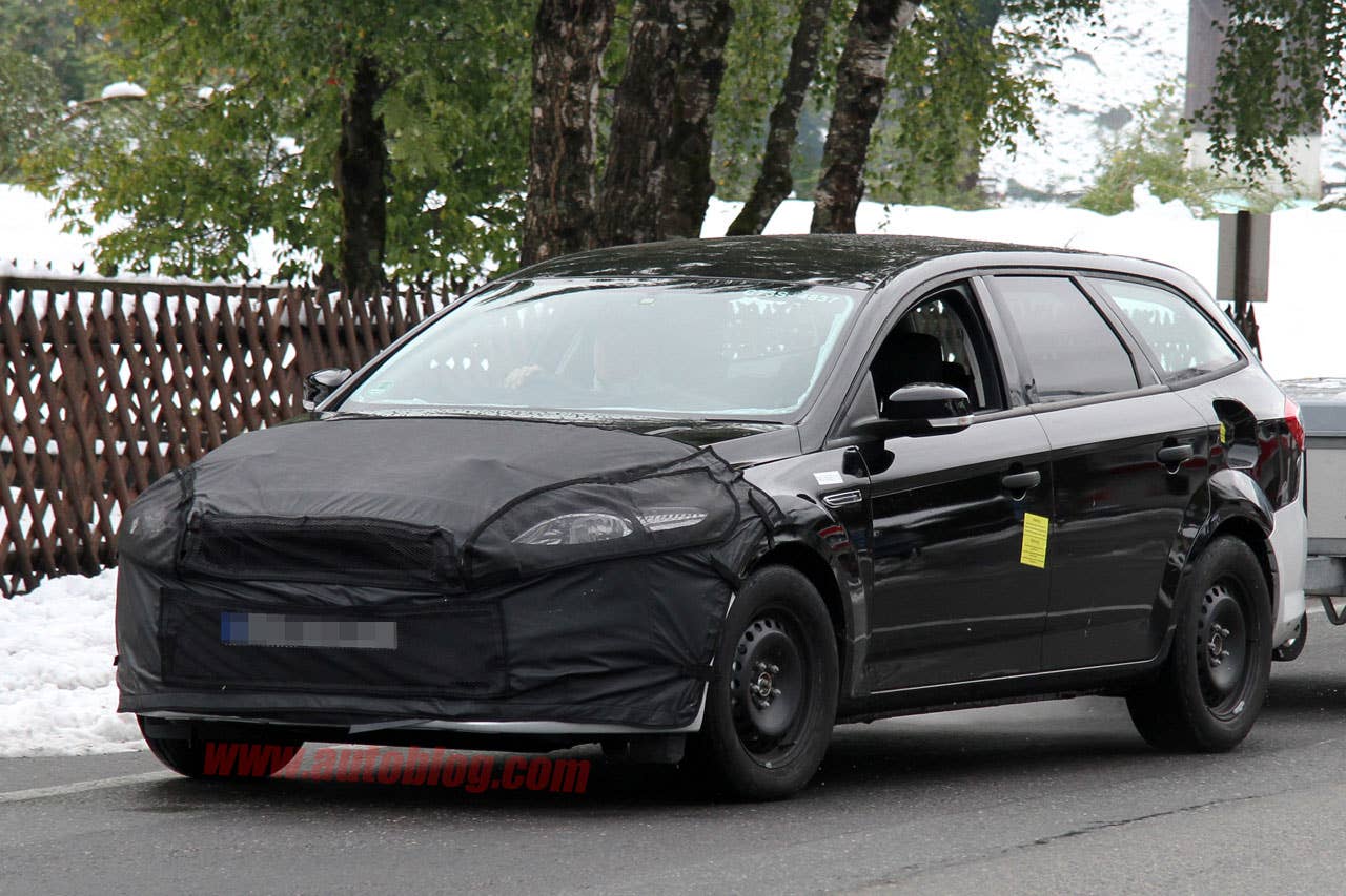 2013 Ford Mondeo Wagon Mule front 3/4