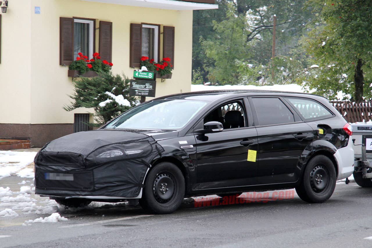 2013 Ford Mondeo Wagon Mule front 3/4