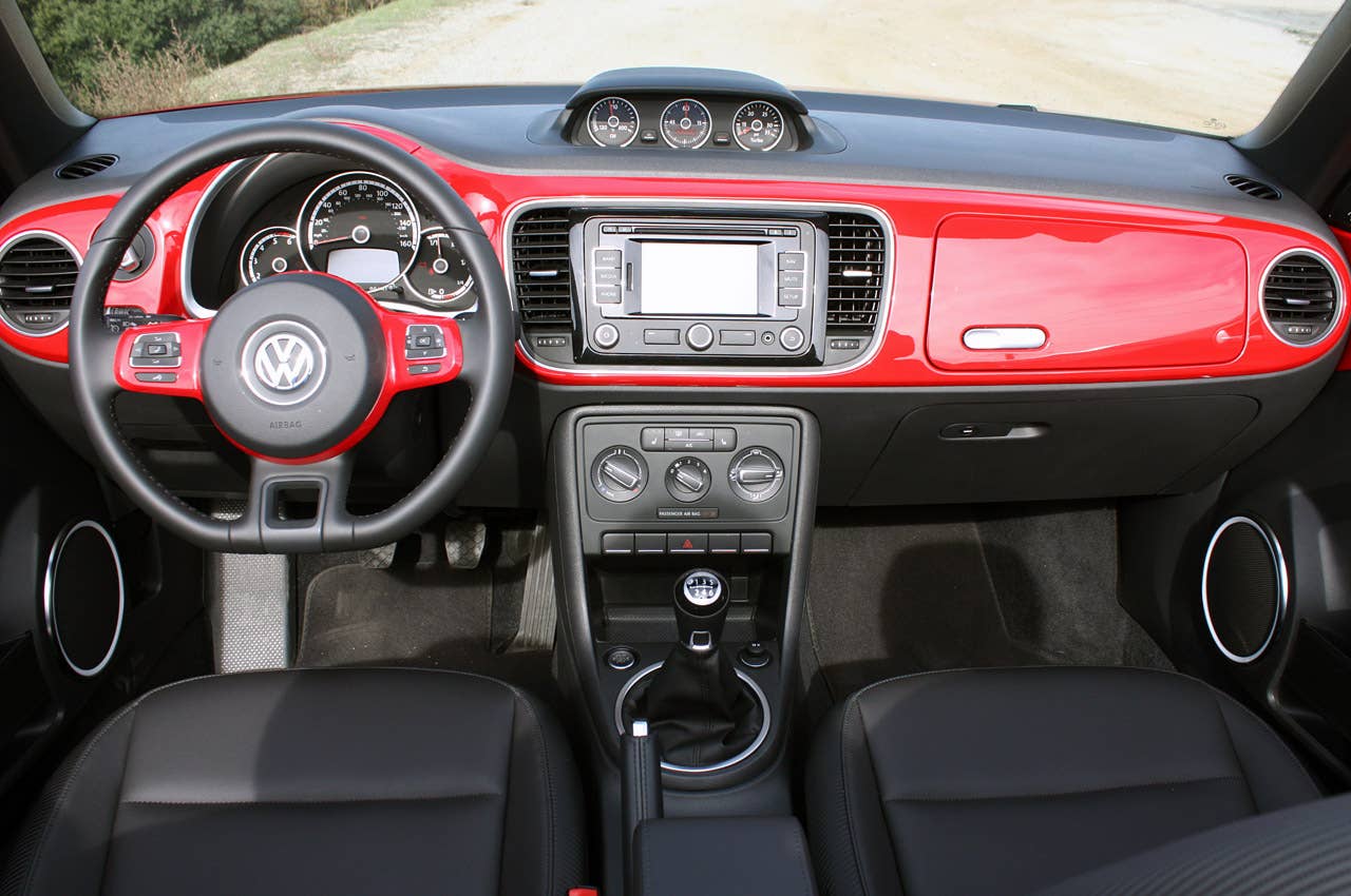 2013 Volkswagen Beetle TDI Convertible interior