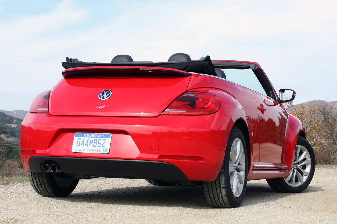 2013 Volkswagen Beetle TDI Convertible rear 3/4 view