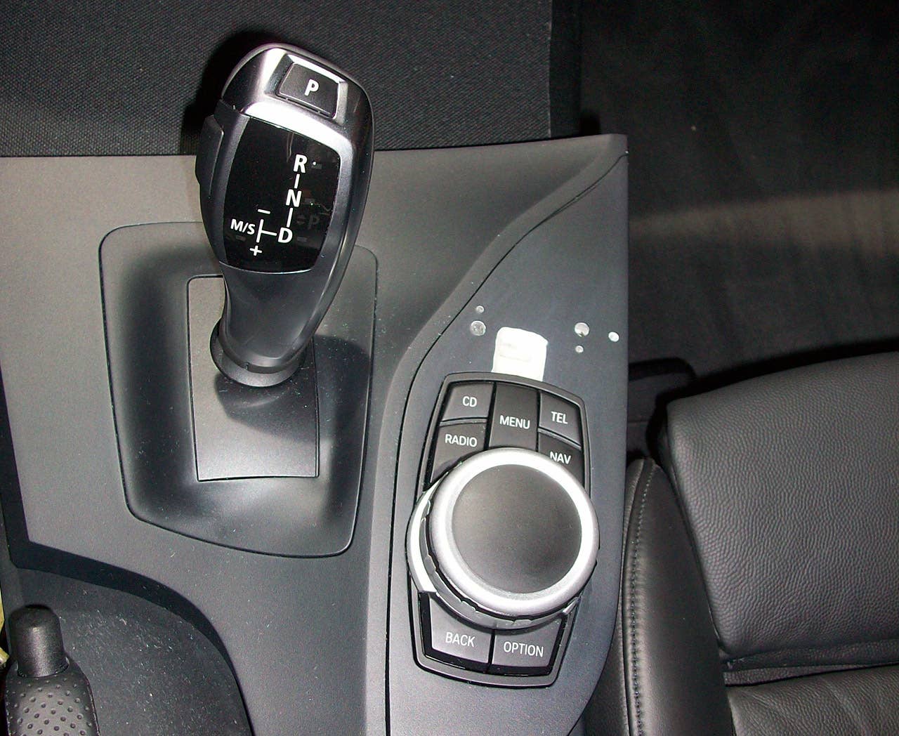 2012 BMW 1-Series M Coupe Prototype shifter