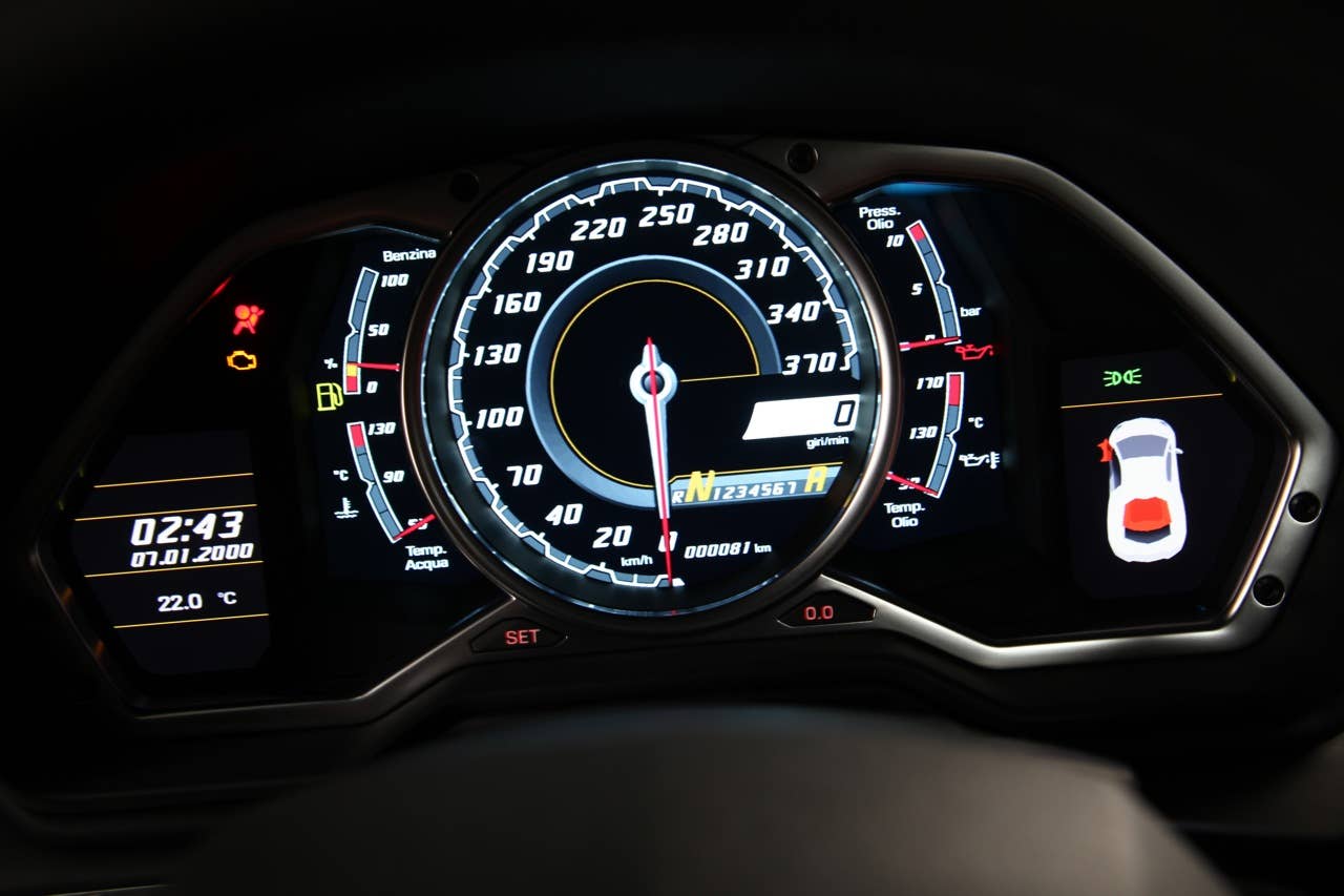 2012 Lamborghini Aventador LP700-4 interior
