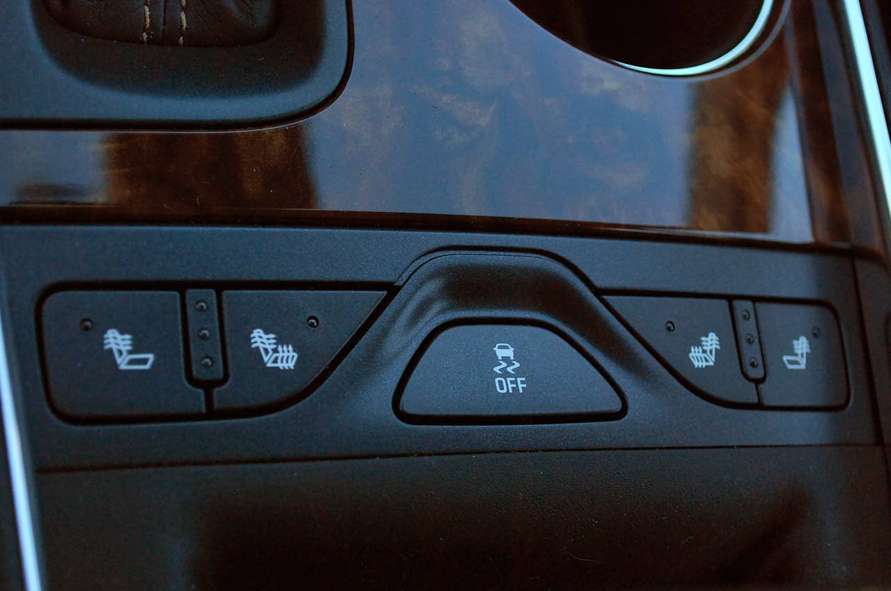 2014 Chevrolet Impala traction control button