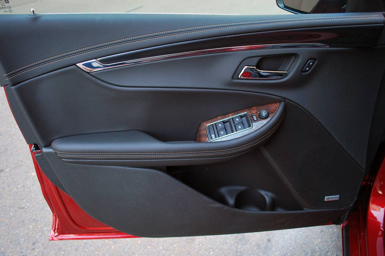 2014 Chevrolet Impala door