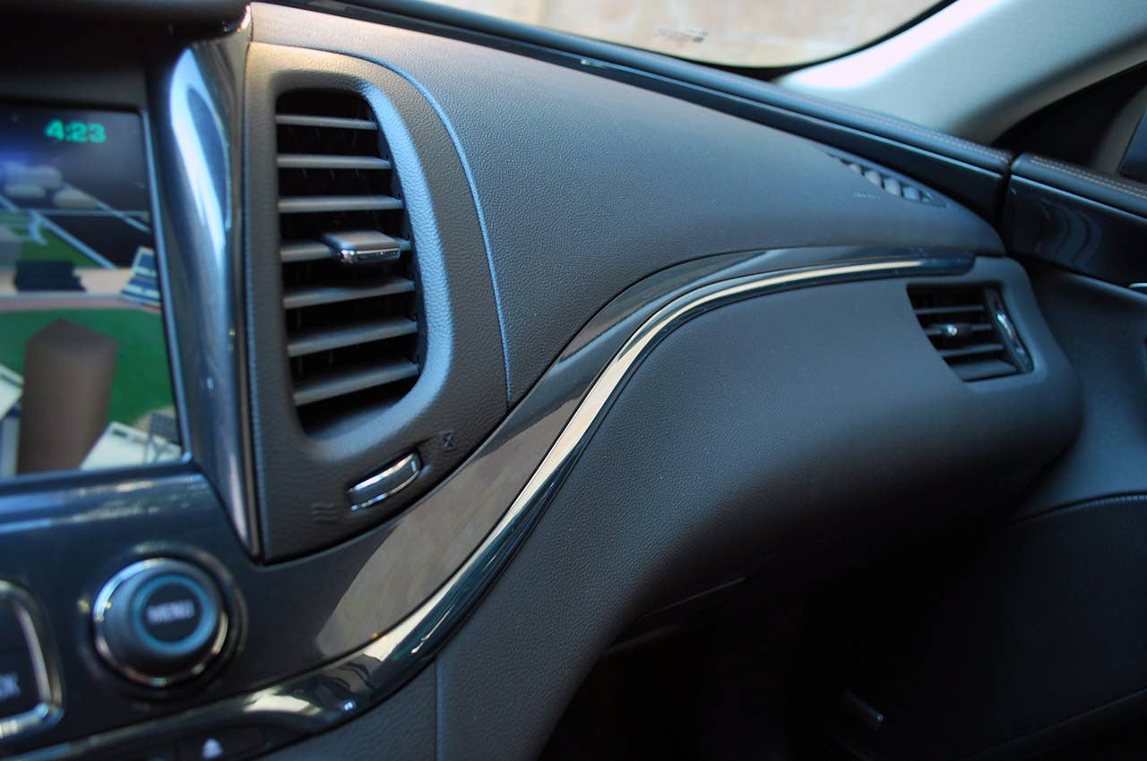2014 Chevrolet Impala dash