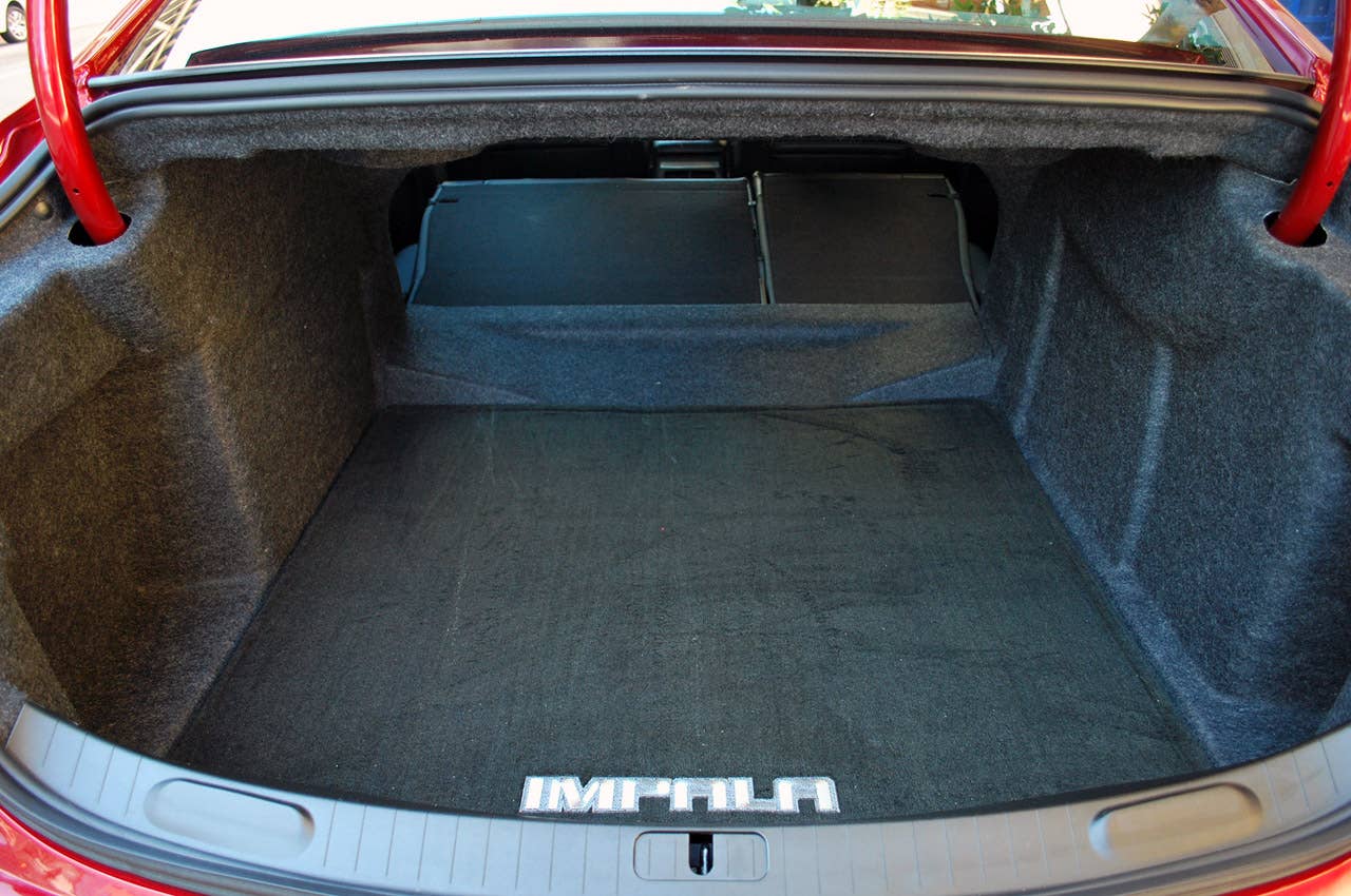2014 Chevrolet Impala trunk