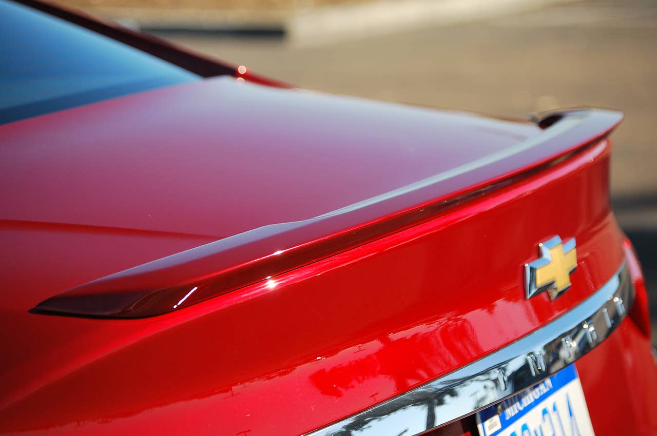 2014 Chevrolet Impala rear spoiler