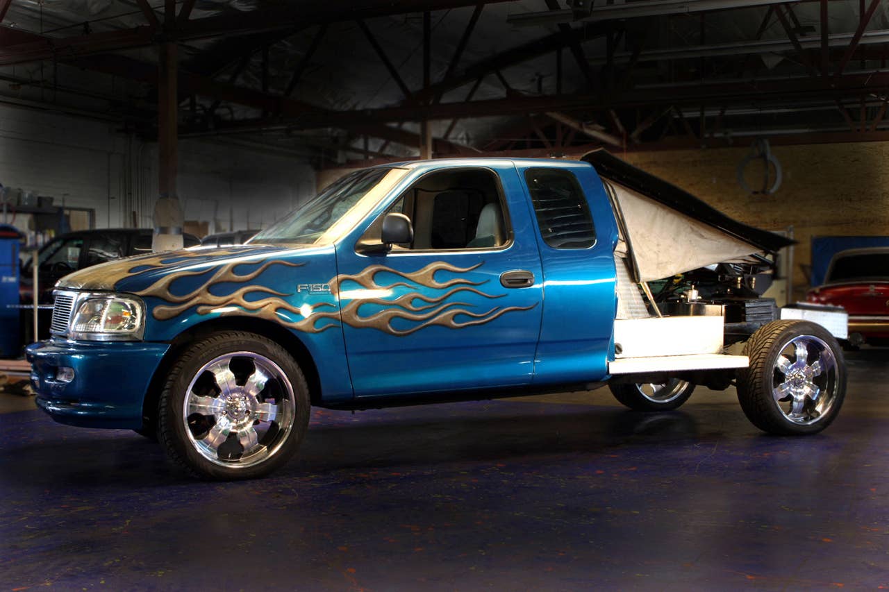 Lot 61 - 1997 FORD F-150 CUSTOM TRUCK "NUT-SHAKER"