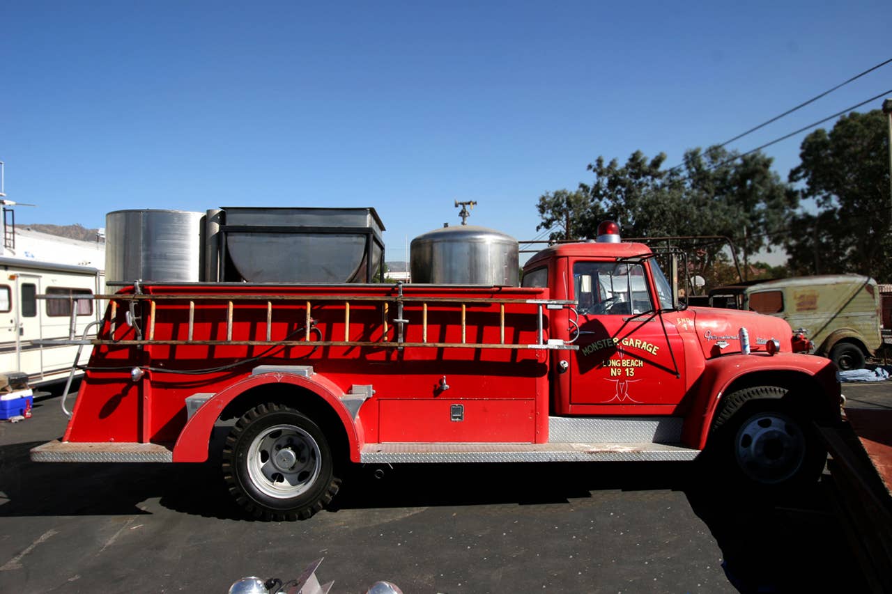 Lot 431 - 1963 INTERNATIONAL   CUSTOM "FIRE TRUCK BREWERY"