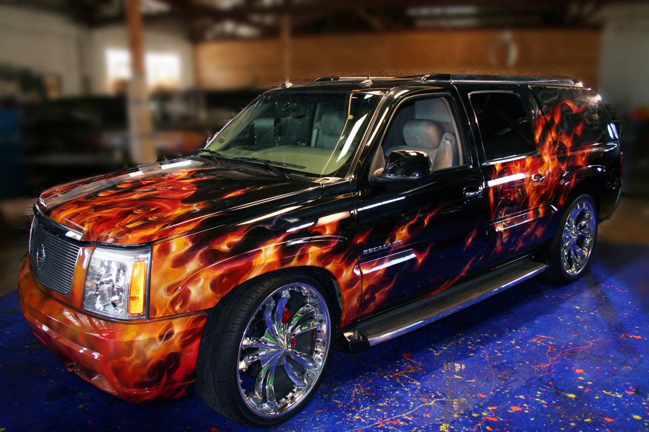 Lot 1265 - 2003 CADILLAC ESCALADE ESV "TAILGATER"