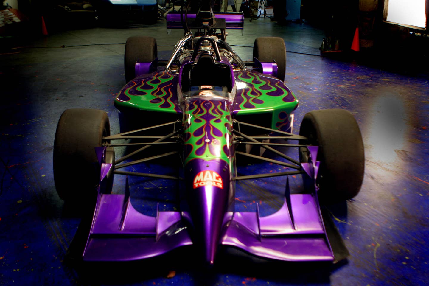 Lot 1536.1 - 1999 REYNARD CHAMPIONSHIP CAR CUSTOM "STREETLINE PAINTER"