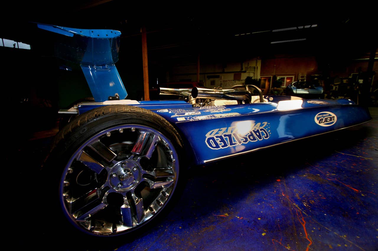 Lot 72 - 2004 ULTRA SHADOW PICKLE-FORK CUSTOM "JET BOAT CAR"