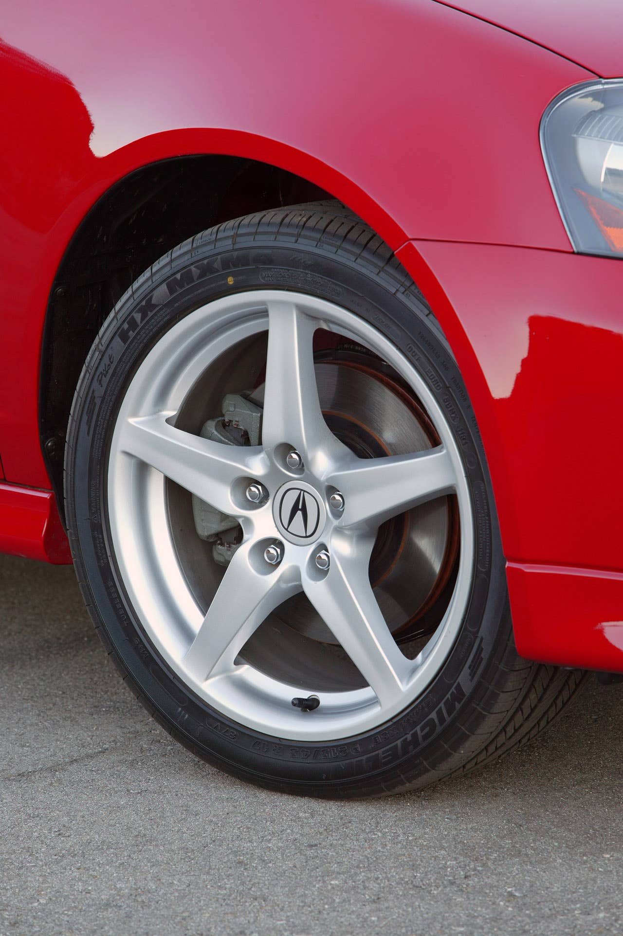 2006 Acura RSX Type-S wheel.