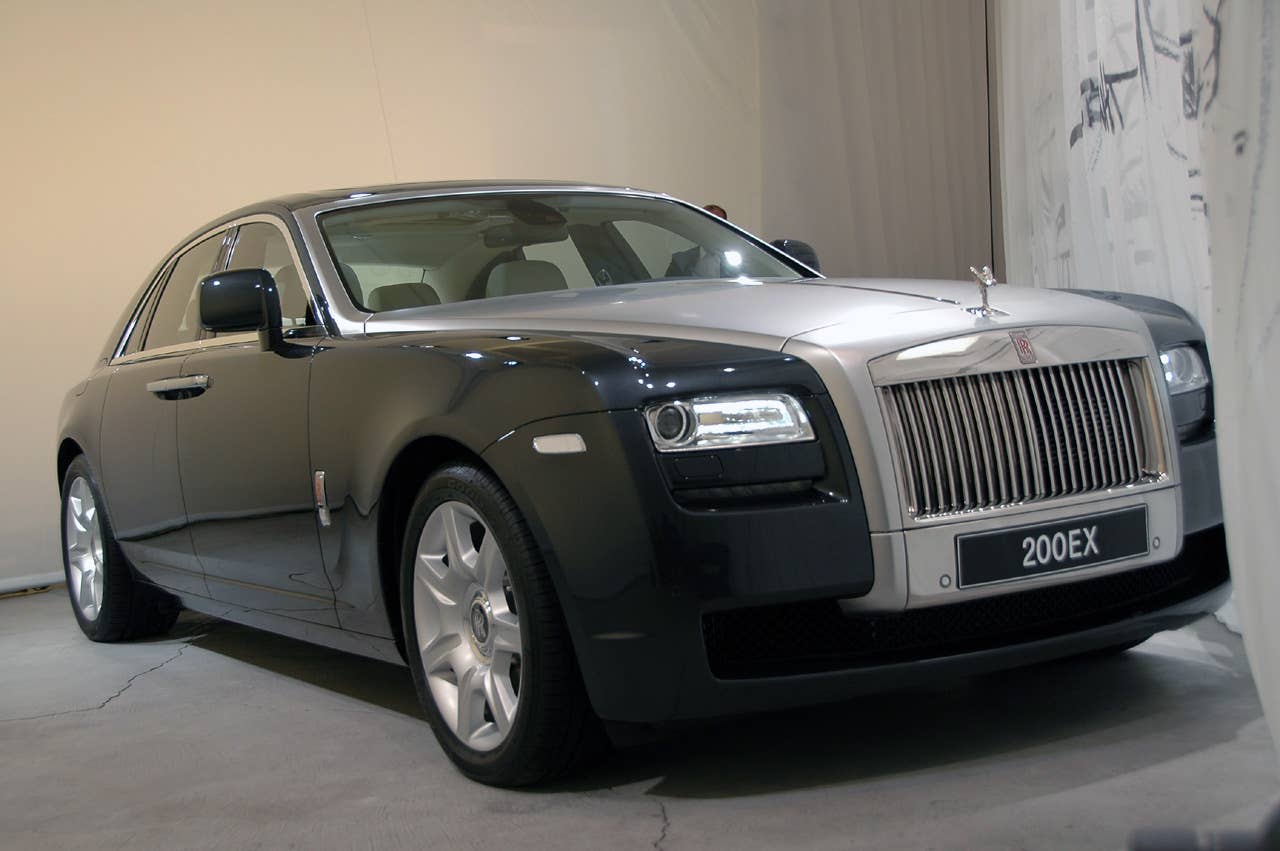 Hands-On: Rolls-Royce Ghost is 100% Roller so far - Autoblog