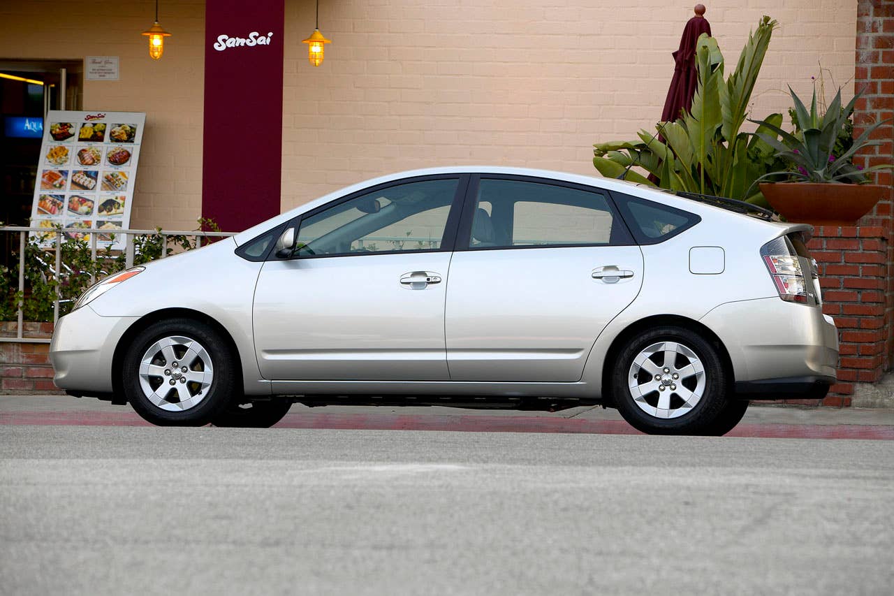 Generation 2 Prius