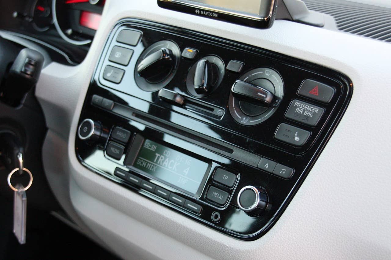 2012 Volkswagen Up! instrument panel