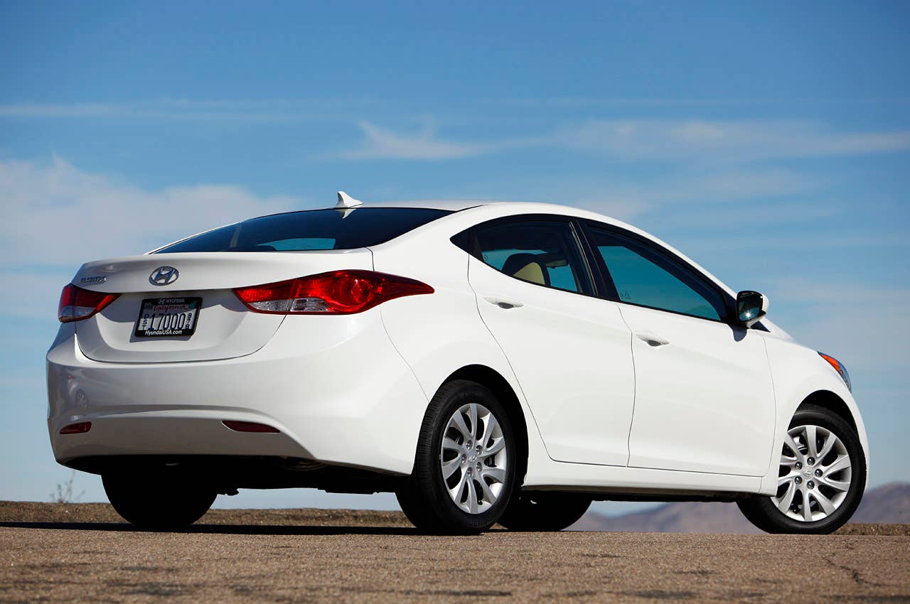 2011 Hyundai Elantra rear 3/4 view