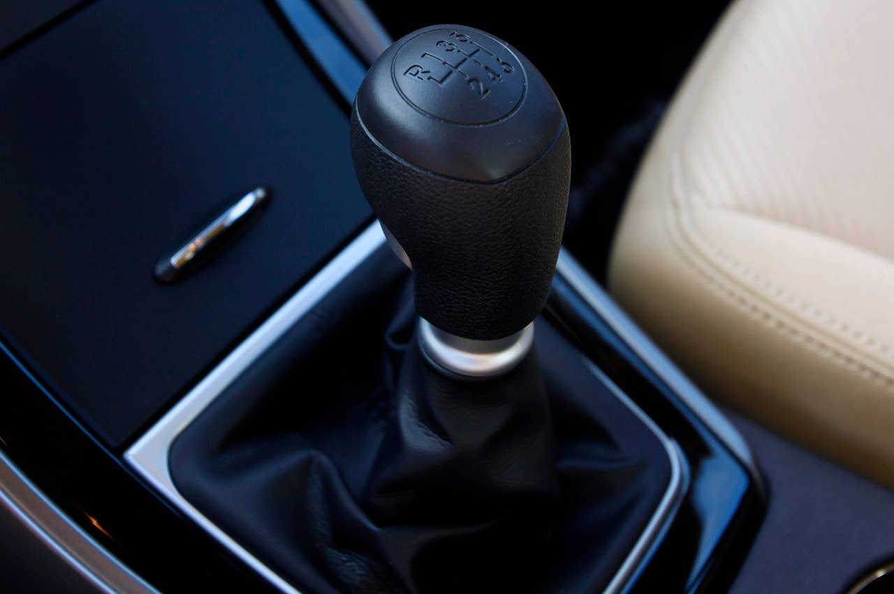 2011 Hyundai Elantra shifter