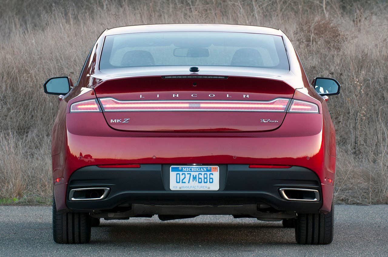 2013 Lincoln MKZ rear view