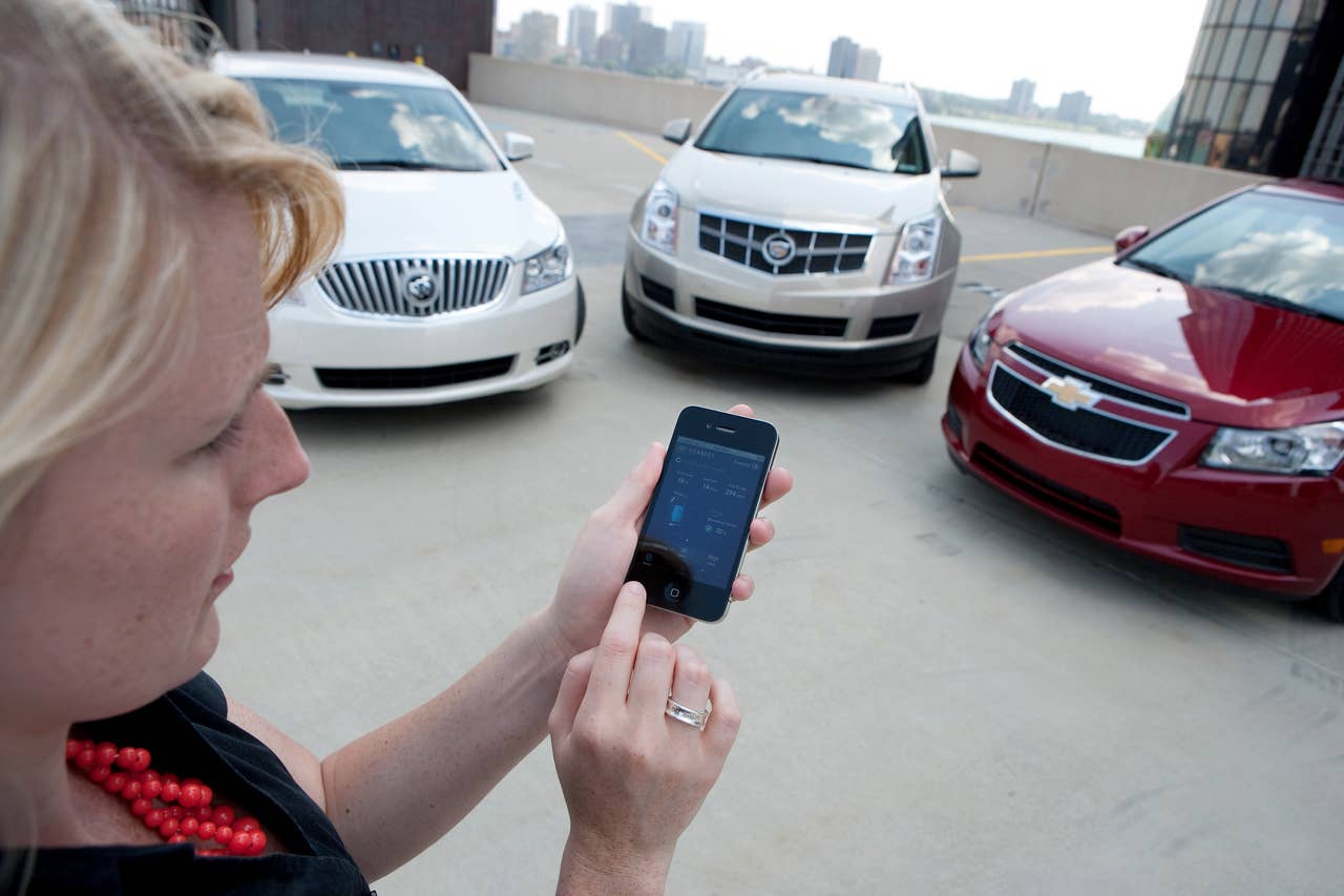 Owners of new Chevrolet, Cadillac, Buick and GMC vehicles will soon be able to control key vehicle functions from their smartphones, thanks to the power of OnStar. X10CO_ON011 (07/22/2010)
