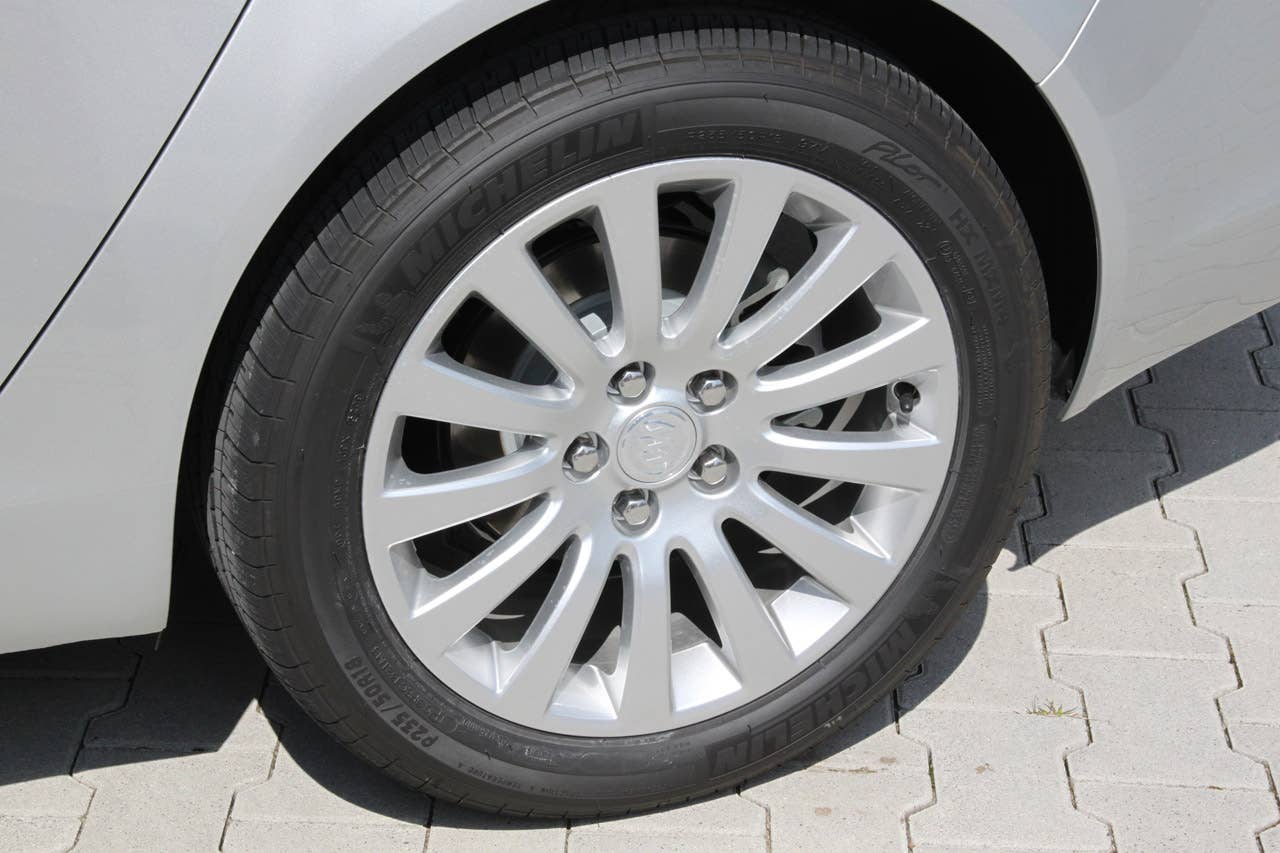Buick Regal 2.4