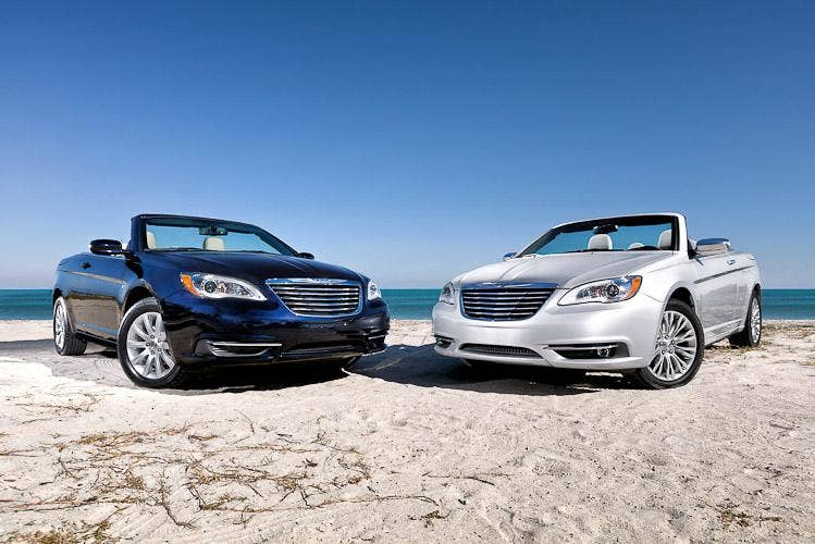 2012 Chrysler 200 Convertible