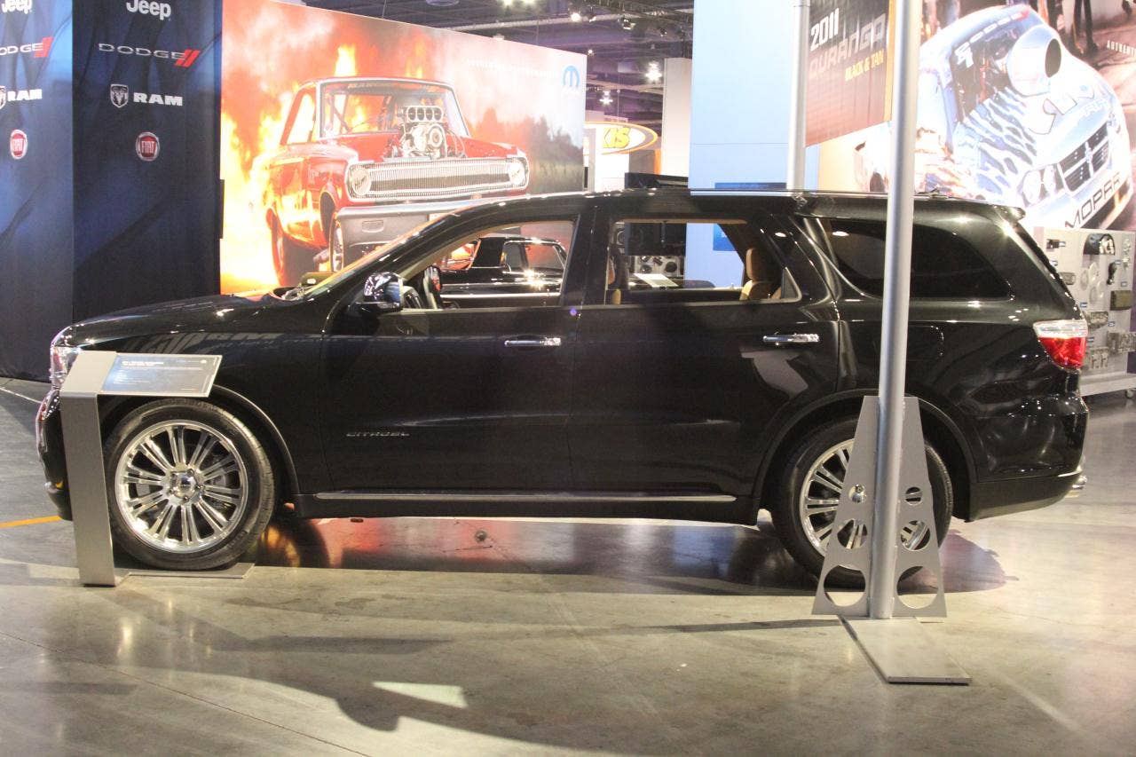 Dodge Durango Citadel "Black and Tan"