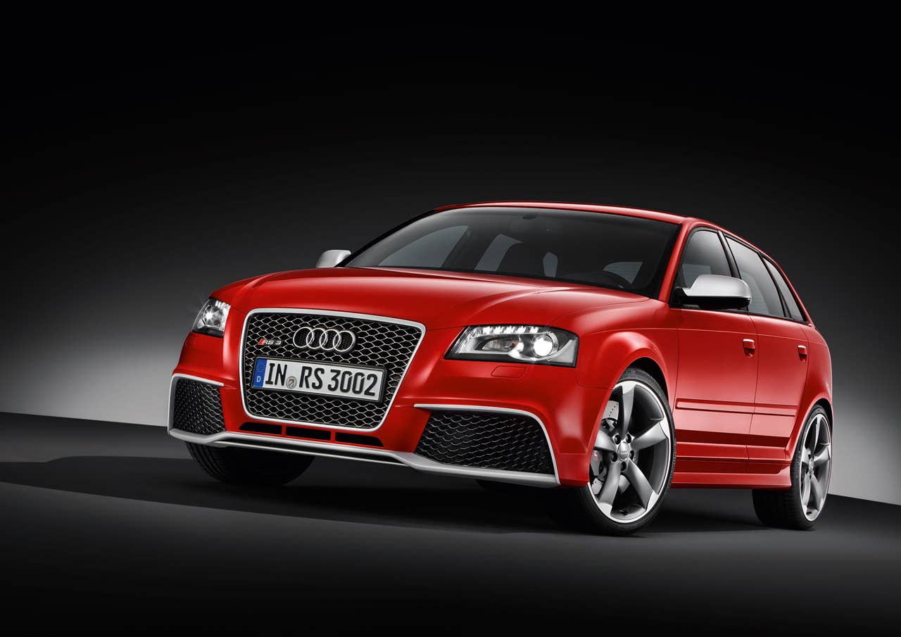 2011 Audi RS 3 Sportback front 3/4