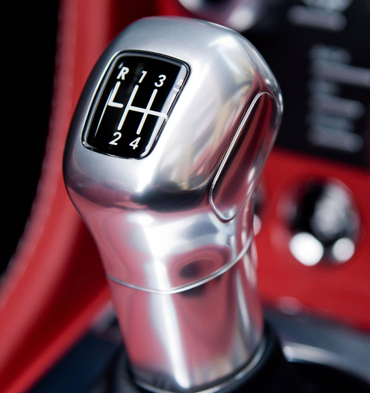 aston martin v12 vantage roadster