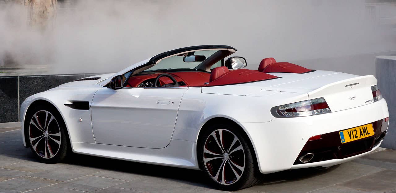 aston martin v12 vantage roadster