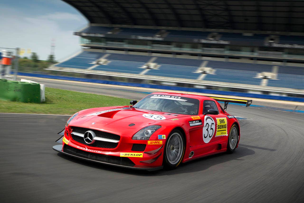 SLS AMG GT3 & AMG 300 SEL 2011