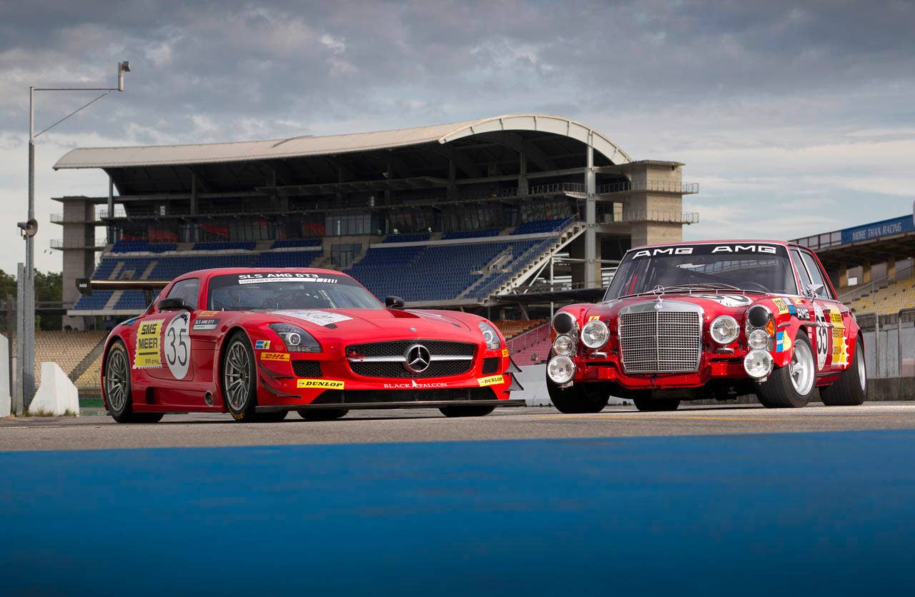 SLS AMG GT3 & AMG 300 SEL  2011