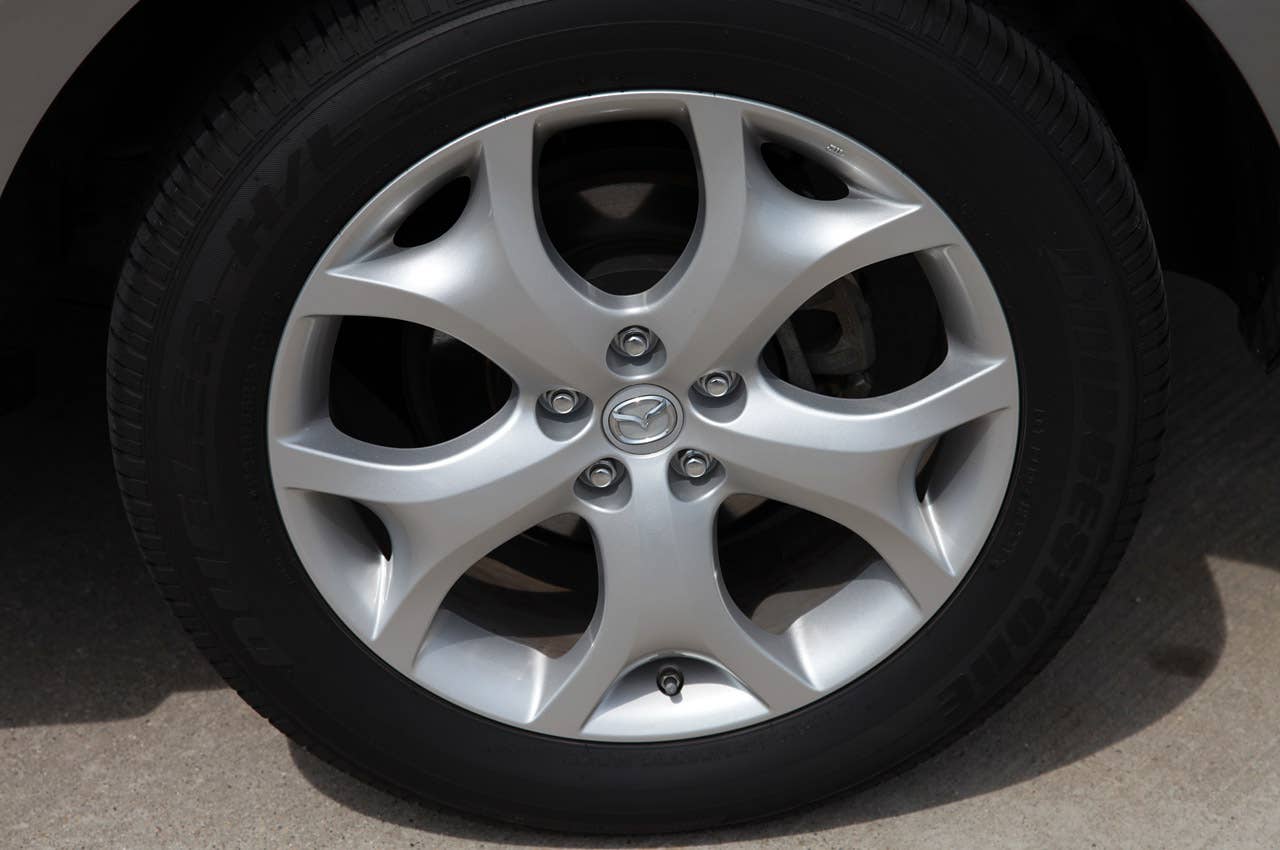 2011 Mazda CX-7 wheel