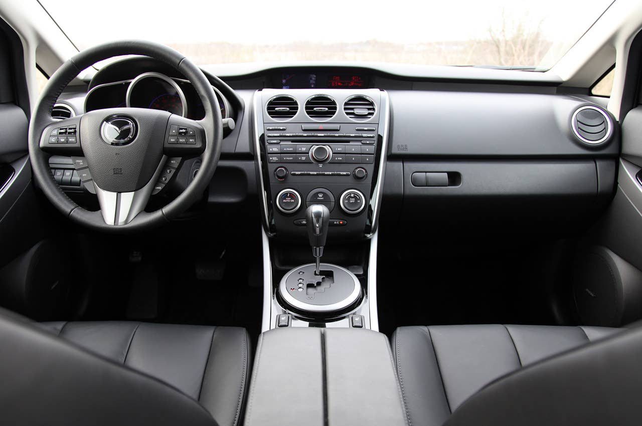 2011 Mazda CX-7 interior