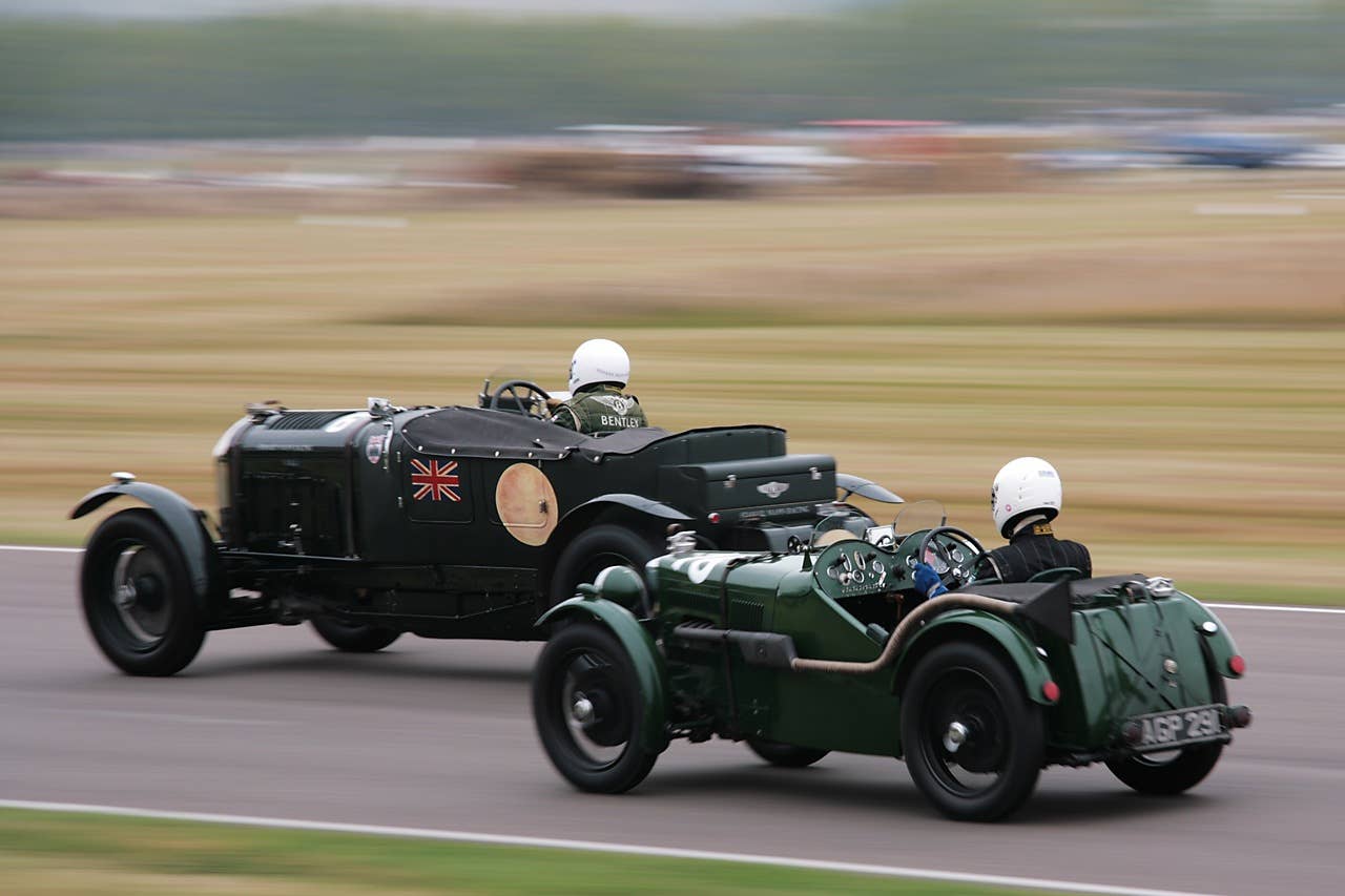 Bentley 4.5-litre Le Mans passes MG J4