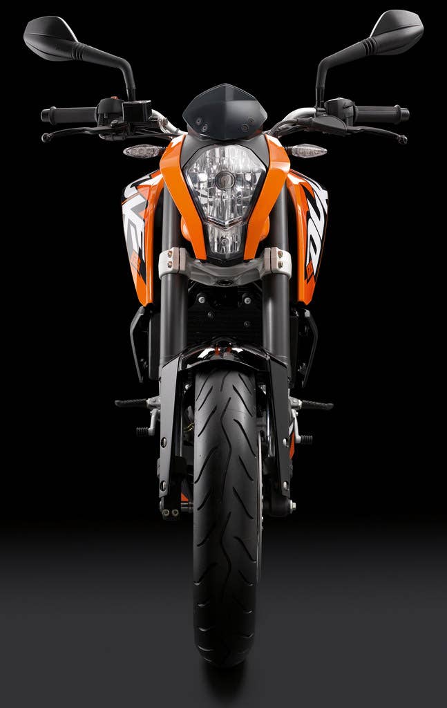 2011 KTM 125 Duke front