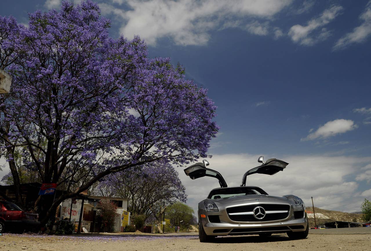 Roots of a legend: Mexicos Carrera Panamericana with the Mercedes-Benz SLS AMG