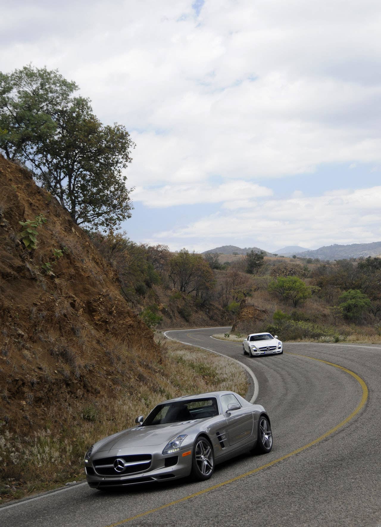 Roots of a legend: Mexicos Carrera Panamericana with the Mercedes-Benz SLS AMG