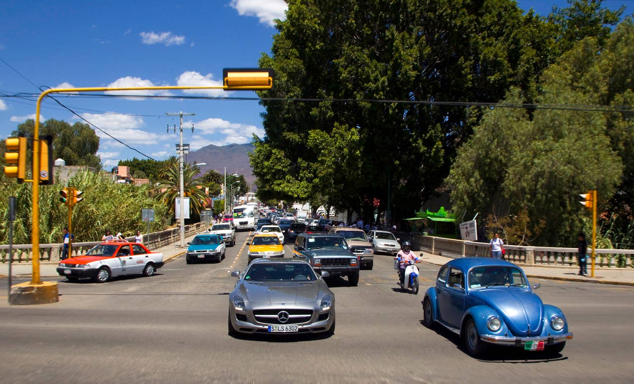 Roots of a legend: Mexicos Carrera Panamericana with the Mercedes-Benz SLS AMG
