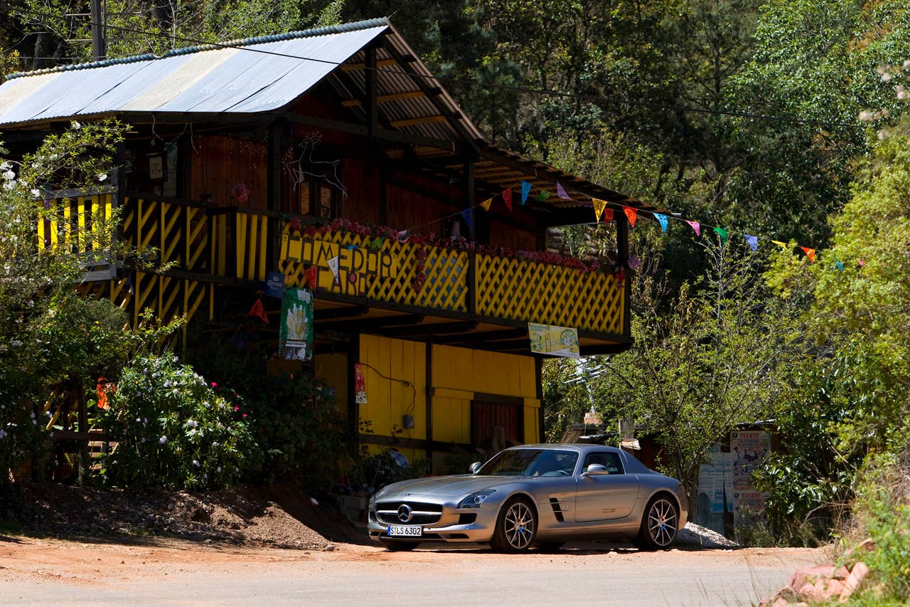 Roots of a legend: Mexicos Carrera Panamericana with the Mercedes-Benz SLS AMG