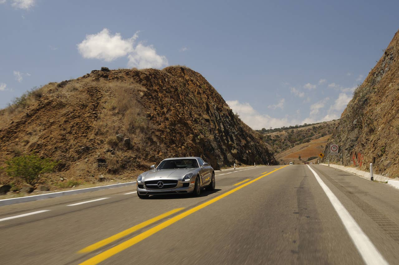 Roots of a legend: Mexicos Carrera Panamericana with the Mercedes-Benz SLS AMG
