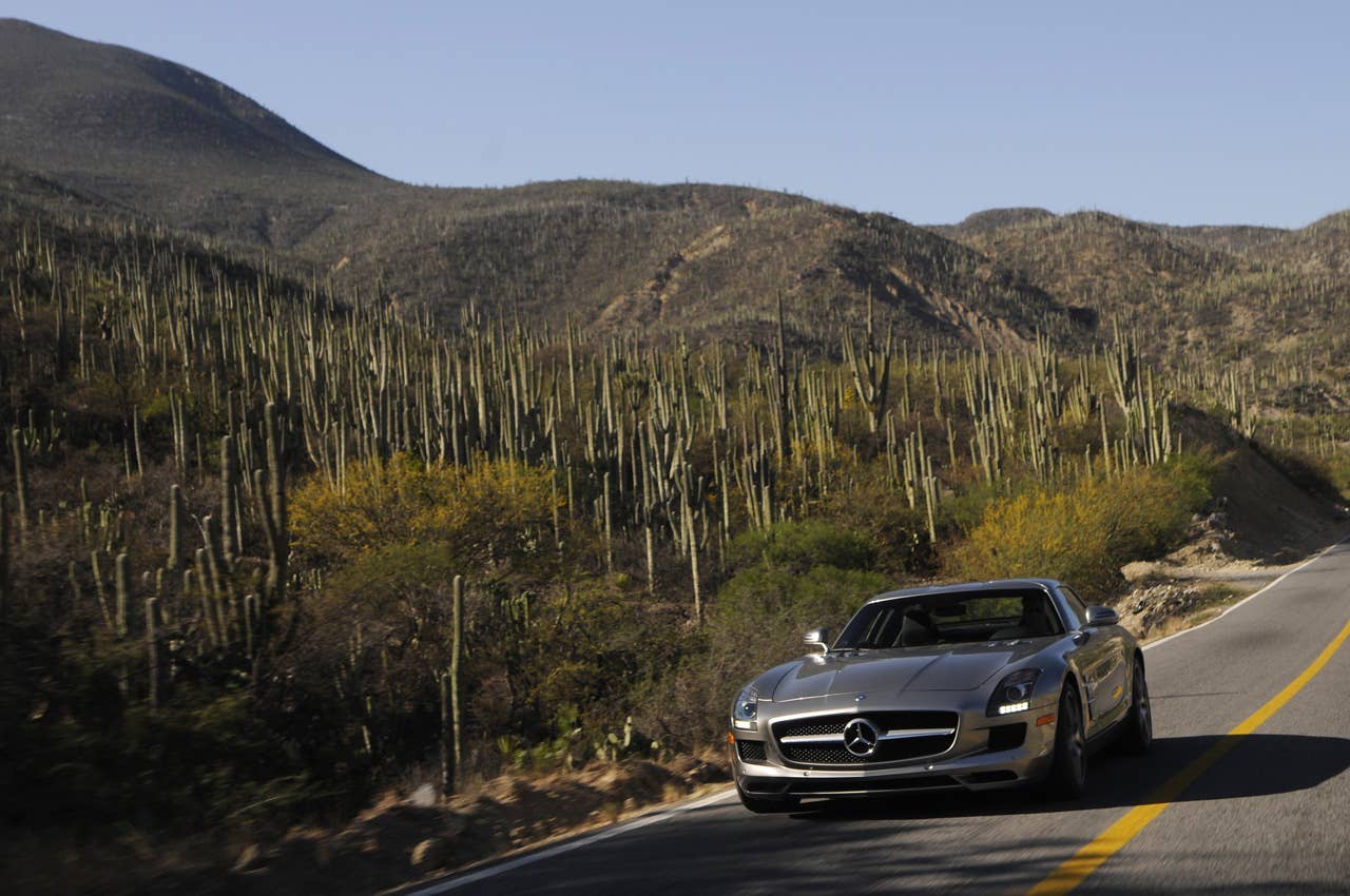 Roots of a legend: Mexicos Carrera Panamericana with the Mercedes-Benz SLS AMG