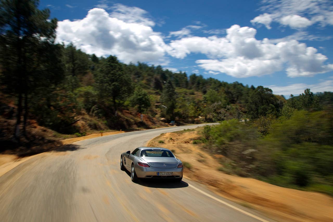 Roots of a legend: Mexicos Carrera Panamericana with the Mercedes-Benz SLS AMG