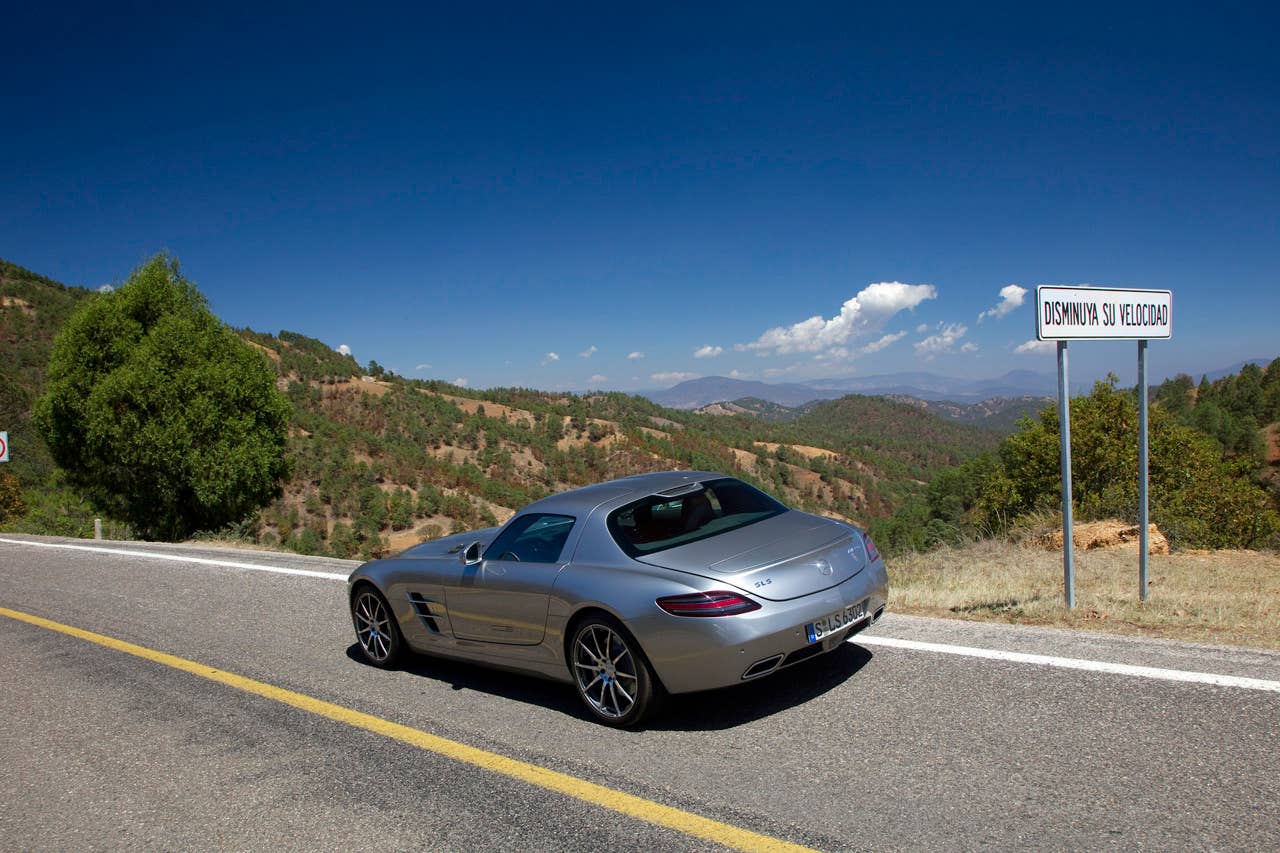 Roots of a legend: Mexicos Carrera Panamericana with the Mercedes-Benz SLS AMG