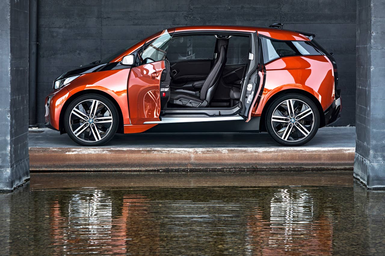 2014 BMW i3 debuts