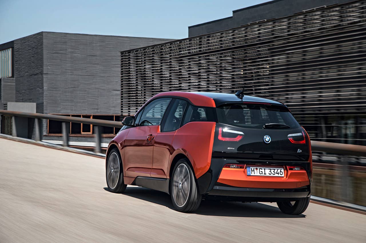 2014 BMW i3 debuts